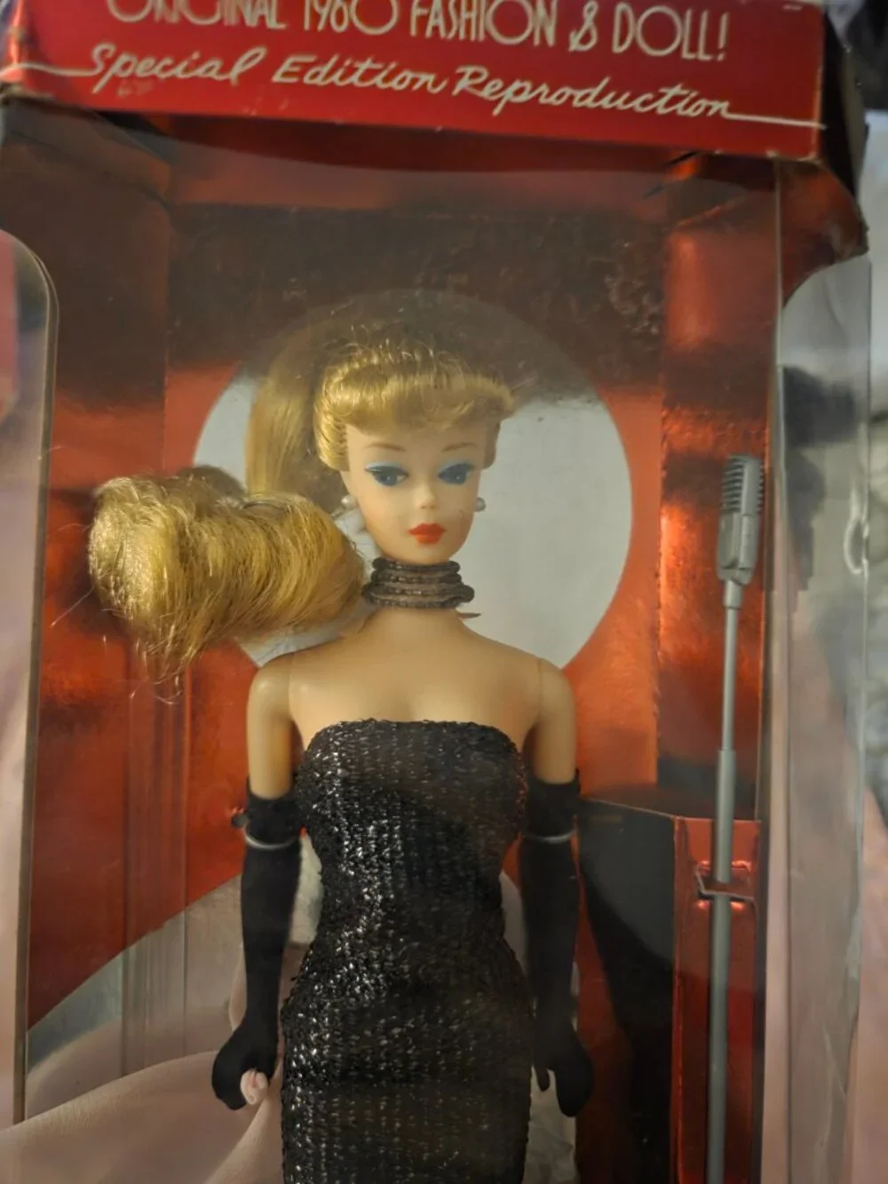 SOLO IN THE SPOTLIGHT VINTAGE 1994 BARBIE DOLL - Slight damage on boxSOLO IN THE